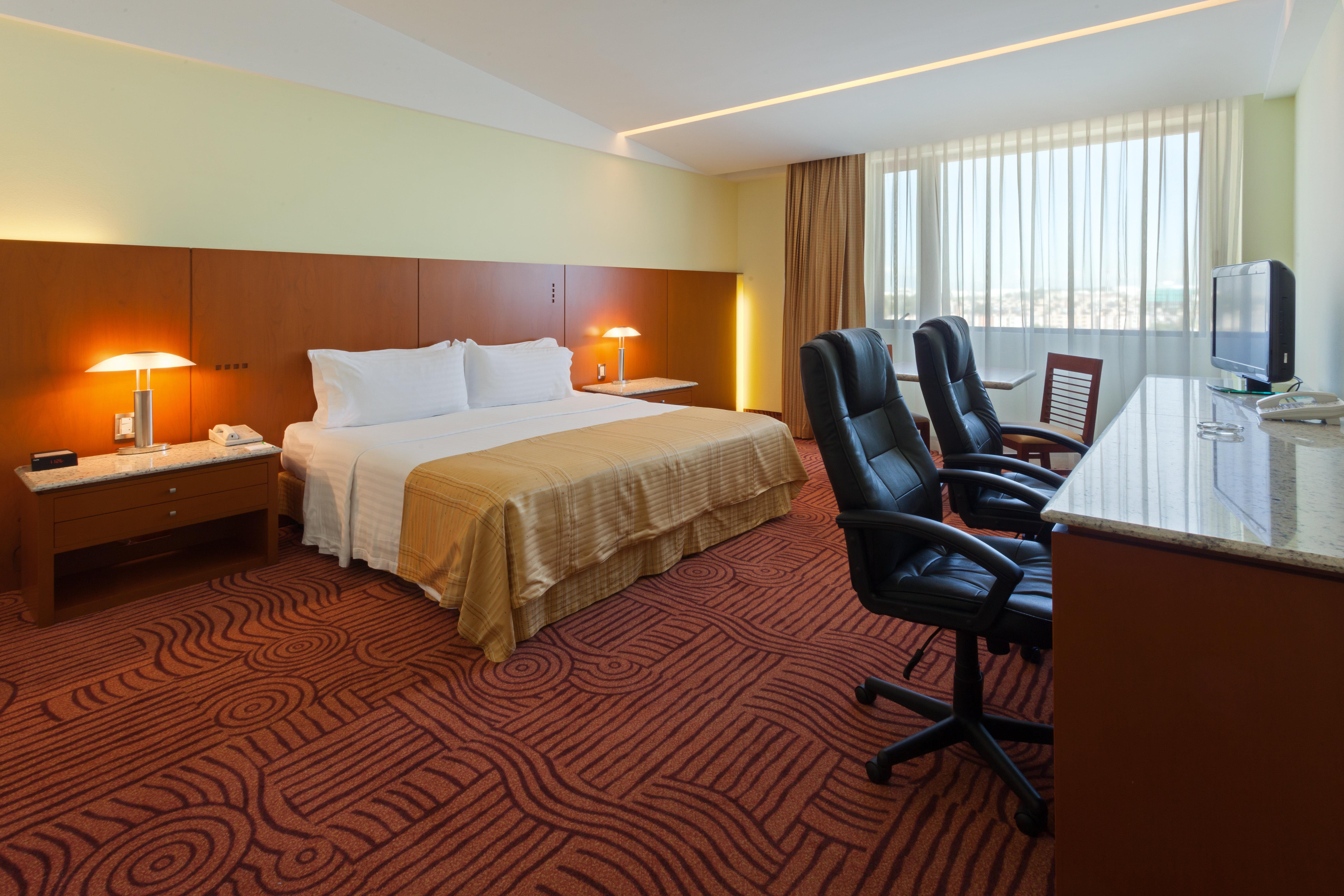 Holiday Inn Puebla Finsa By Ihg Exterior foto