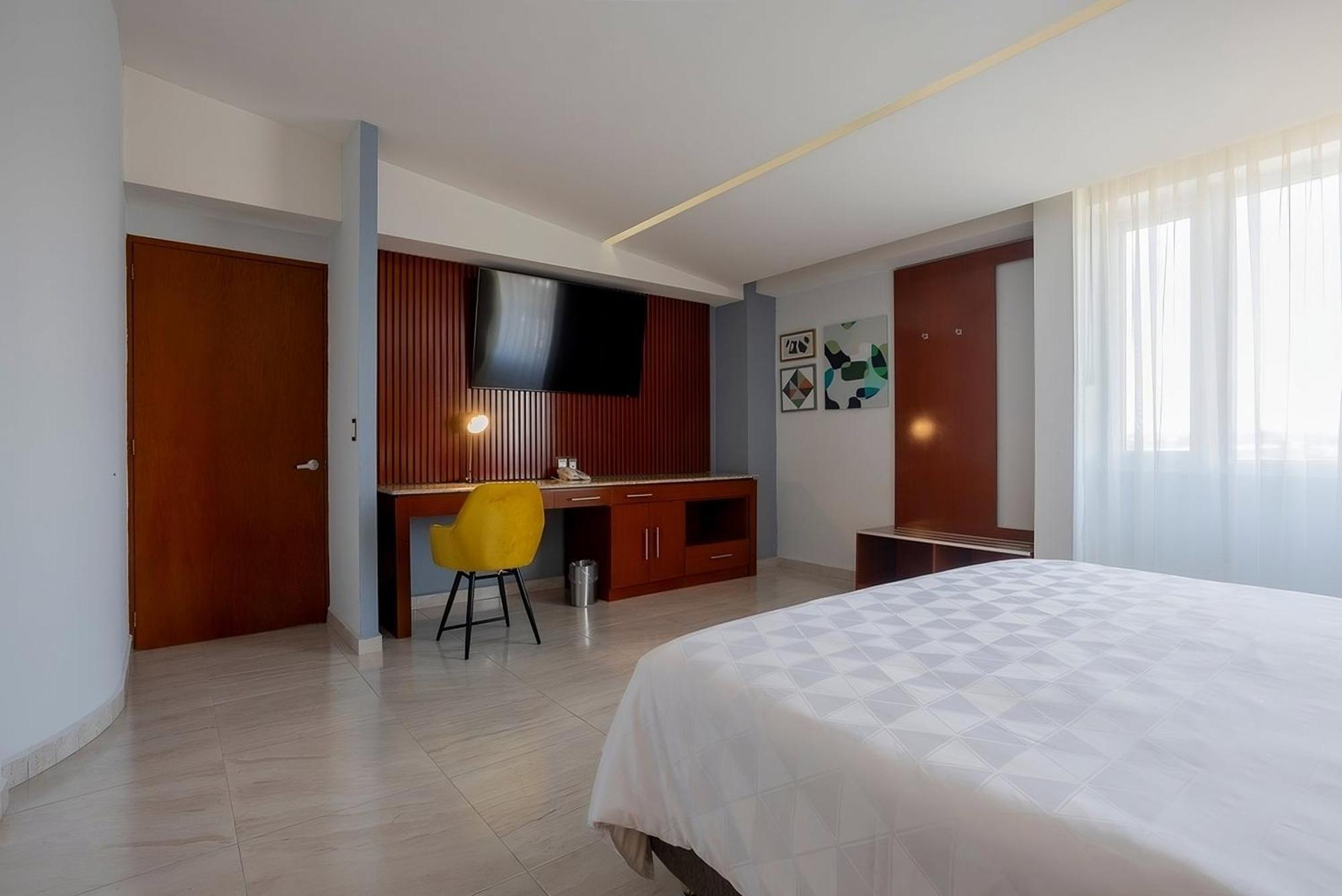 Holiday Inn Puebla Finsa By Ihg Exterior foto